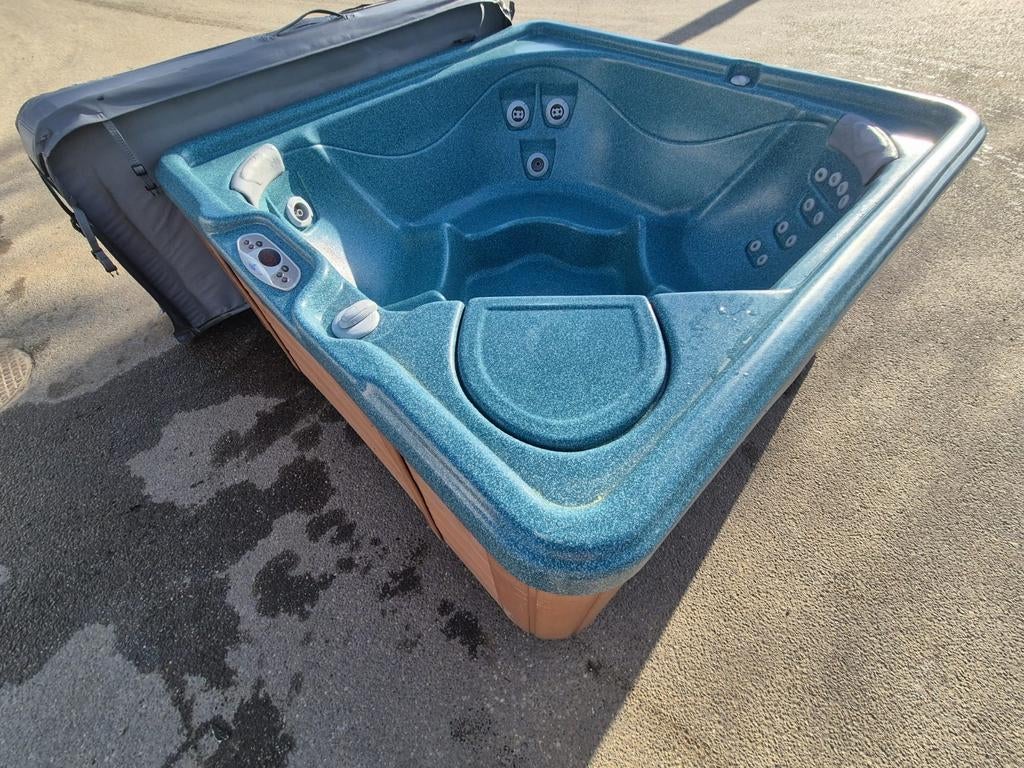 Cleopatra Amerikaanse jacuzzi duur merk onder de spas ‼️, Ophalen of Verzenden