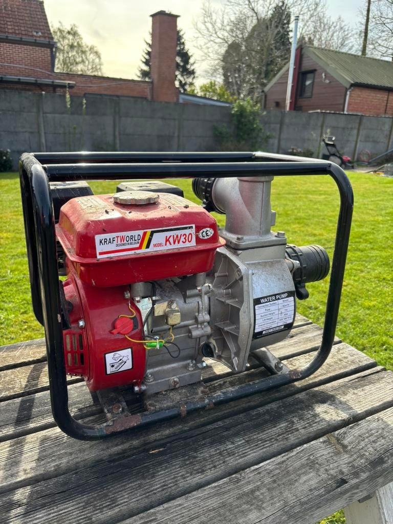 Waterpomp op 4 takt ( benzine), Enlèvement, Comme neuf
