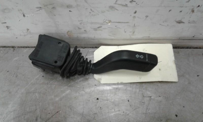 COMMUTATEUR CLIGNOTANT Opel Astra G Caravan (F35), Utilisé, Opel