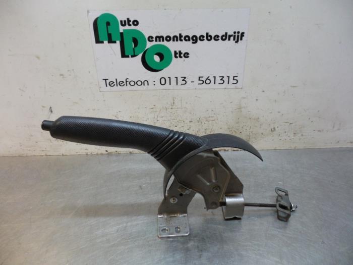 Levier frein à main d'un Toyota Aygo (Aygo 08-), -, Toyota, Utilisé, -