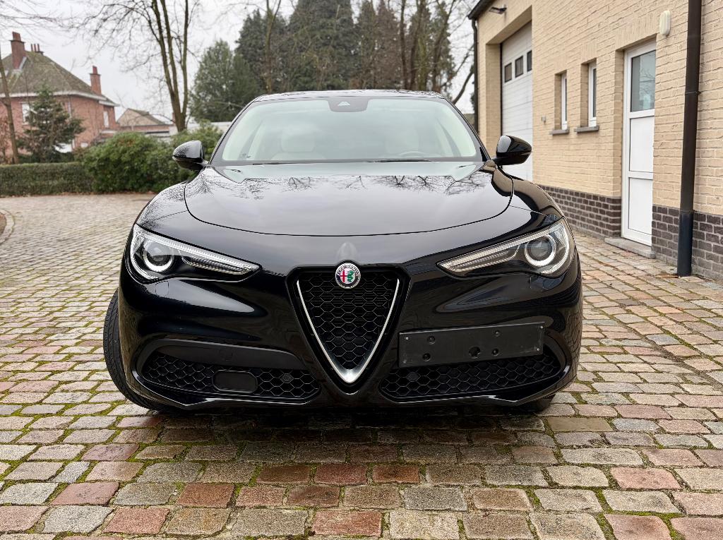 Alfa Romeo Stelvio 2.2 MJD Automatique  ### 63000 ###, Cuir, Entreprise, Garantie prolongée, Entretenue par le concessionnaire