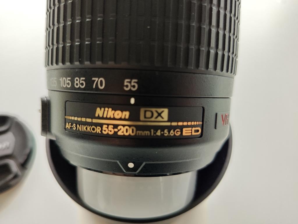 Objectif Nikon Nikkor 55-200 mm 1:4-5 .6 Ed Vr DX, TV, Hi-fi & Vidéo, Photo | Lentilles & Objectifs, Enlèvement ou Envoi, Comme neuf