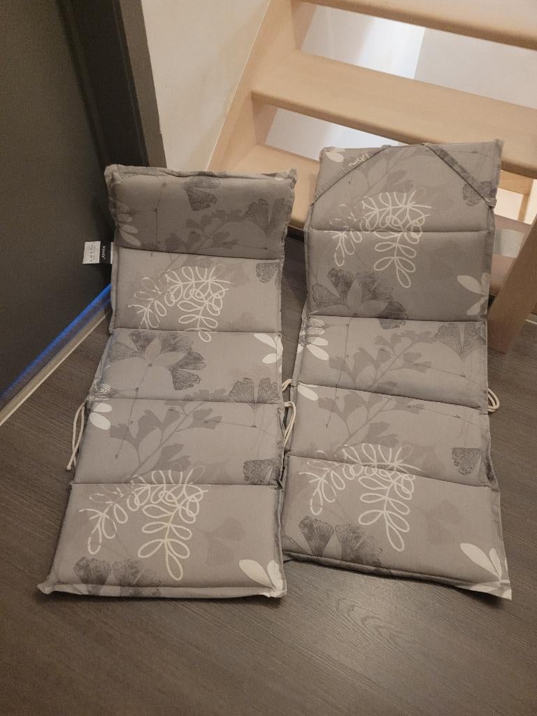 2 stoel matrassen, Tuin en Terras, Ophalen, Zo goed als nieuw