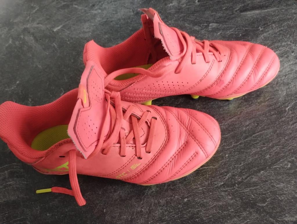 Chaussures foot kipsta 31-32, Enlèvement, Chaussures