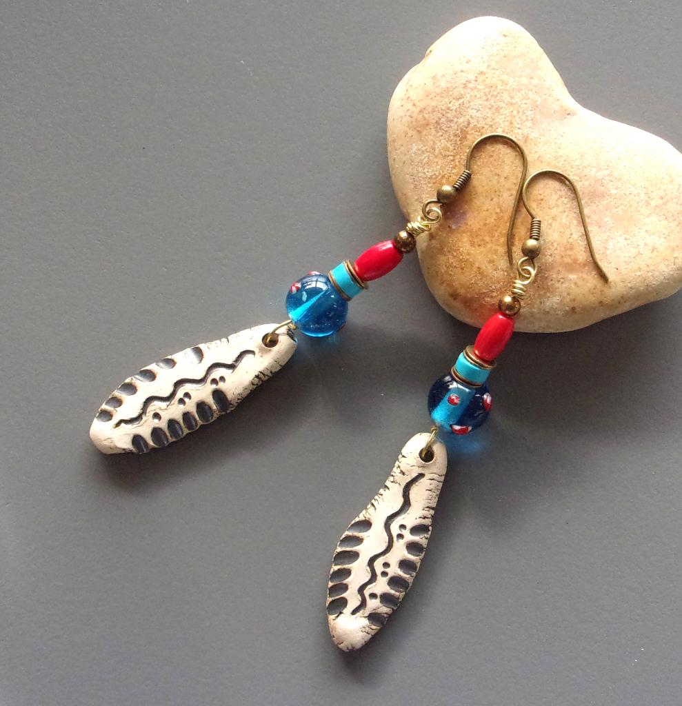 Boucles d'oreilles céramiques artisanales, turquoise, corail, Bijoux, Sacs & Beauté, Boucles d'oreilles, Neuf, Pendantes, Verre