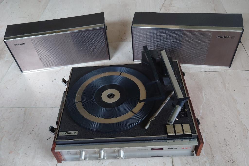 Philips platenspeler 447 (1970), Audio, Tv en Foto, Platenspelers, Ophalen of Verzenden, Gebruikt, Platenspeler, Philips