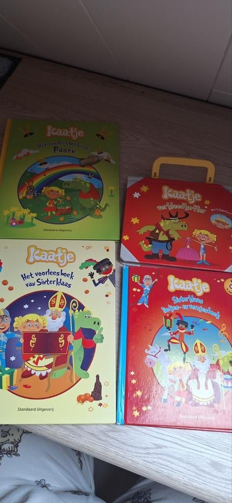 Boeken kaatje, Ophalen