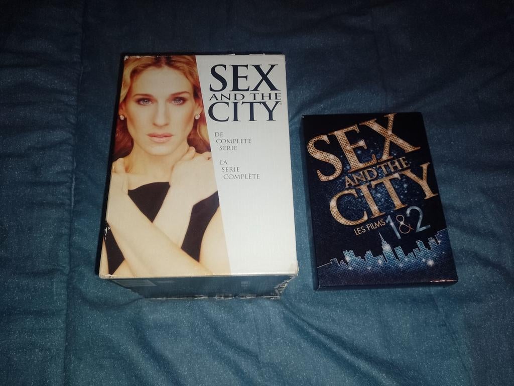 A vendre en coffrets DVD l'intégral Sex and the City, CD & DVD, Enlèvement ou Envoi, Comédie, Coffret, Comme neuf