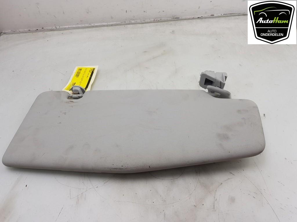 ZONNEKLEP Volkswagen Caddy Cargo V (SBA / SBH), Gebruikt, Volkswagen