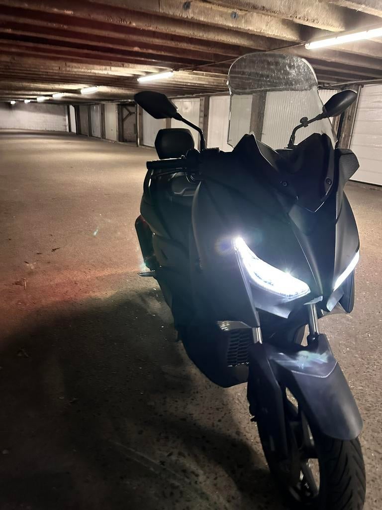 Yamaha X max 125 parfait état, Vélos & Vélomoteurs, Scooters | Yamaha, Autres modèles, 125 cm³, Comme neuf, Enlèvement
