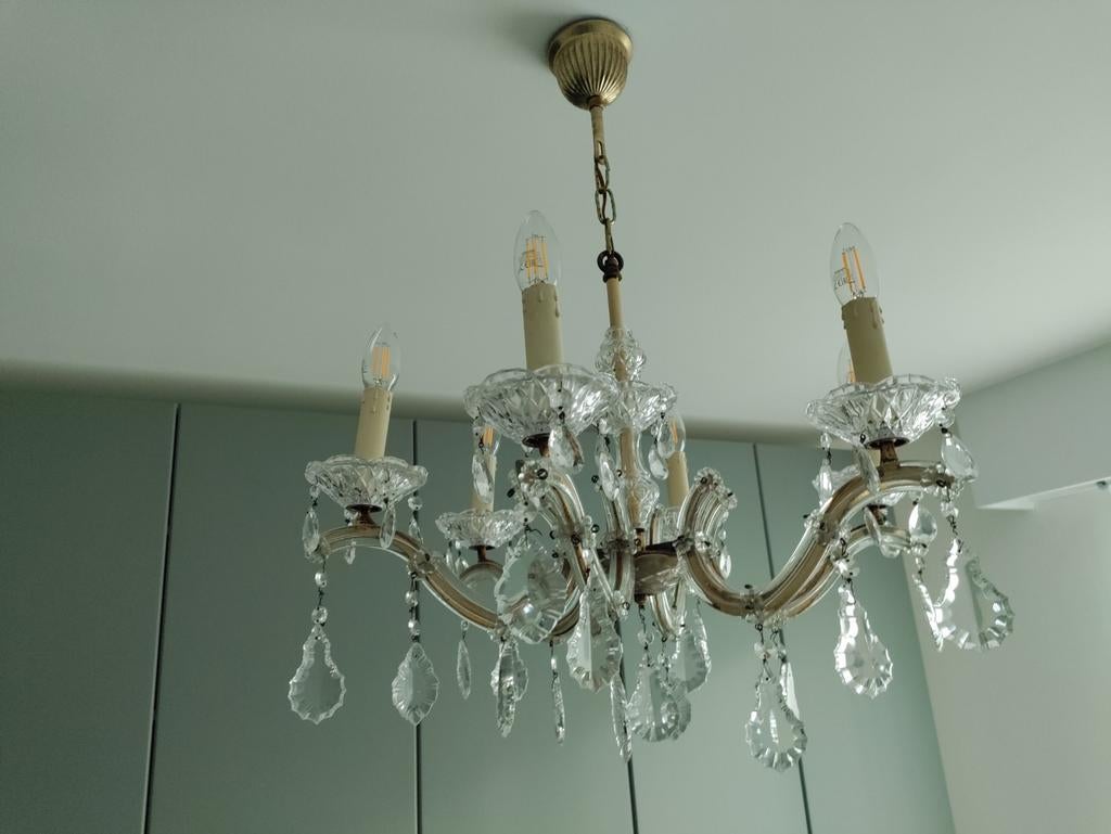 Kristal verlichting, Ophalen