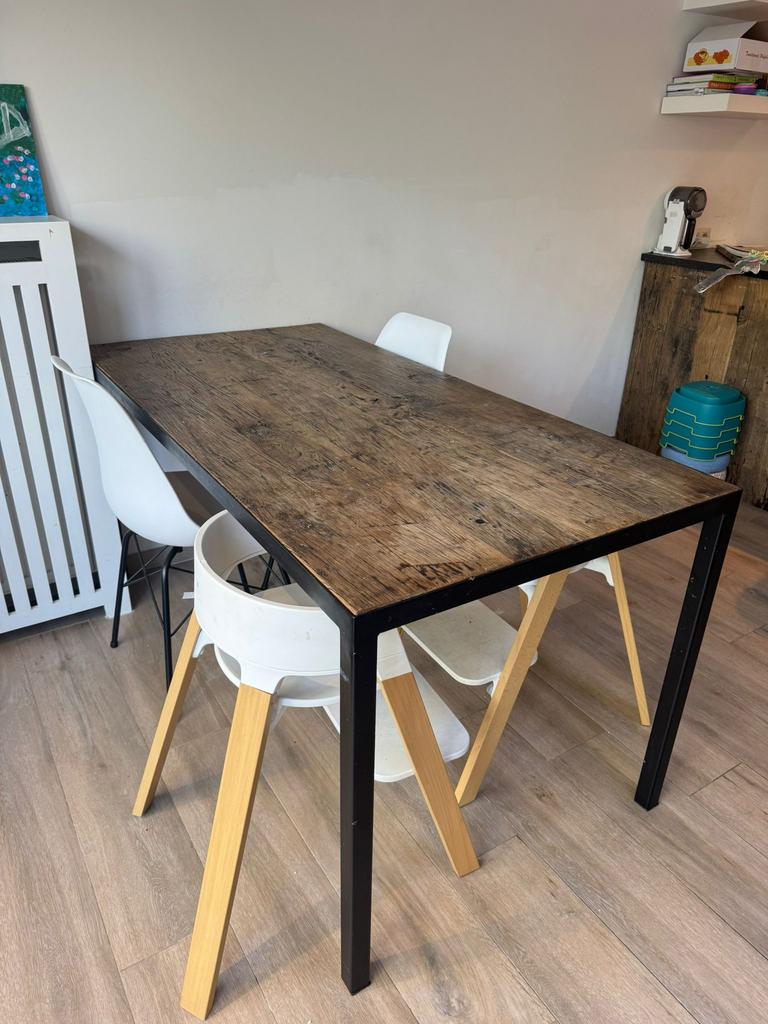 EETTAFEL HOUT ZWART STAAL, Ophalen, Gebruikt