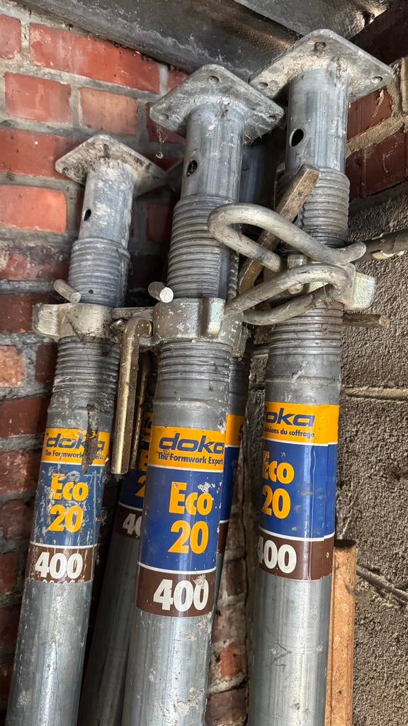 6 Etançons doka eco 20  2,2m - 4m, Bricolage & Construction, Échafaudages, Enlèvement, Comme neuf