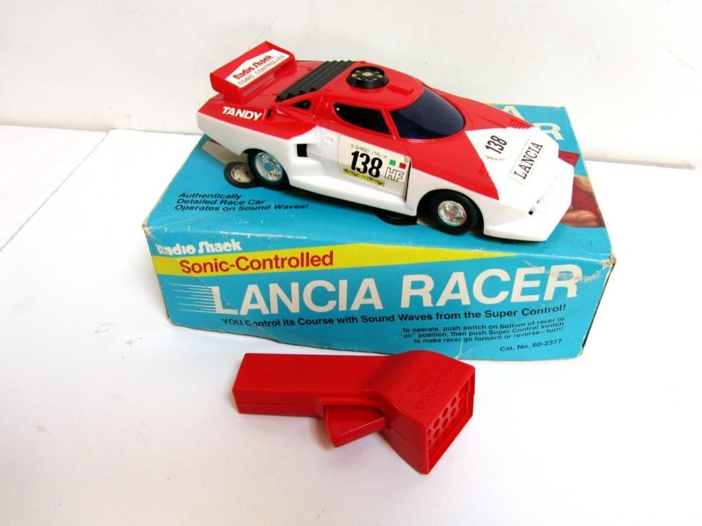 Lancia Racer met geluidsbesturing Radio Shack Tandy Korea, Hobby en Vrije tijd, Ophalen of Verzenden, Zo goed als nieuw, Auto