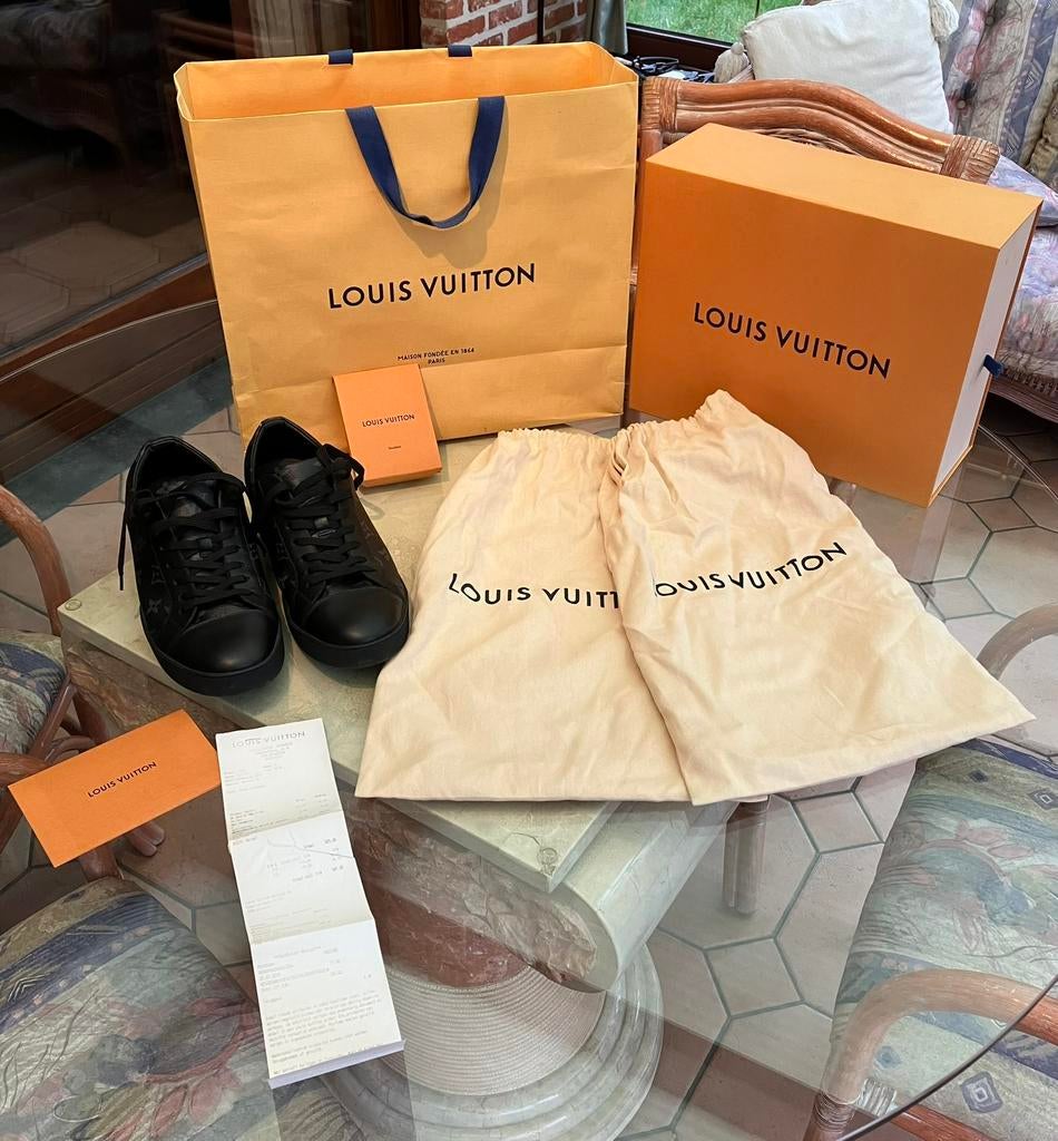 Louis vuitton match up black monogram canvas sneakers M42, Kleding | Heren, Schoenen, Ophalen, Zwart, Sneakers, Gedragen