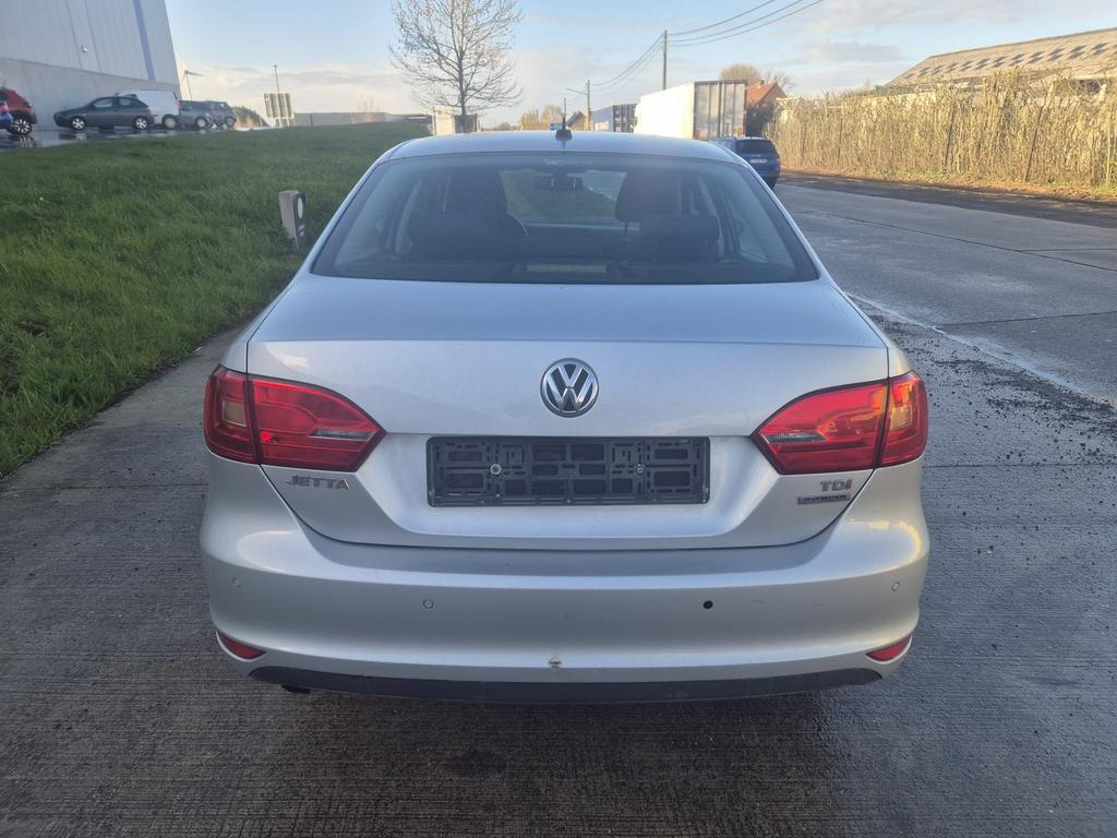 Volkswagen Jetta 1.6 Diesel, Auto's, Volkswagen, Euro 5, Bedrijf, 5 deurs, Jetta