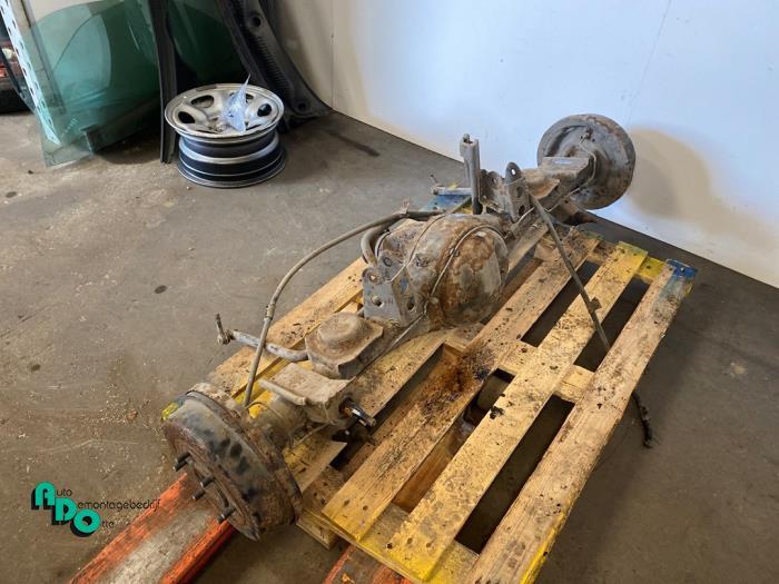 Arbre entraînement roue arrière d'un Nissan Terrano (Terra, -, 3 mois de garantie, Utilisé, -