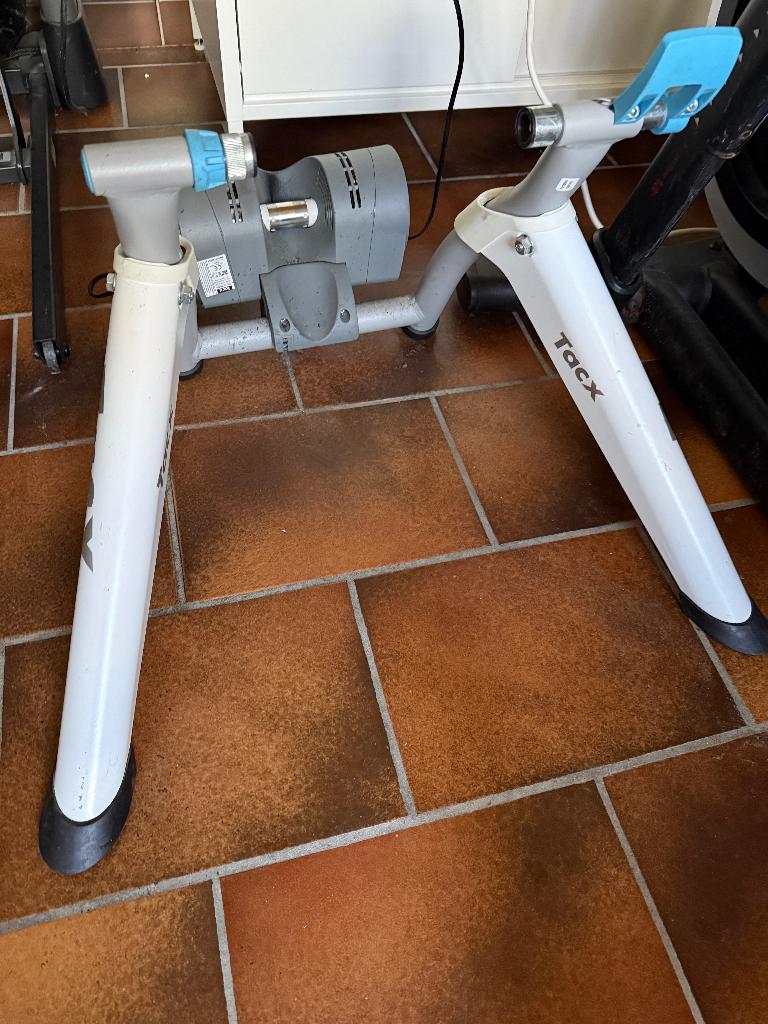 Tacx indoor trainer vortex, Aluminium, Ophalen of Verzenden, Zo goed als nieuw, Benen