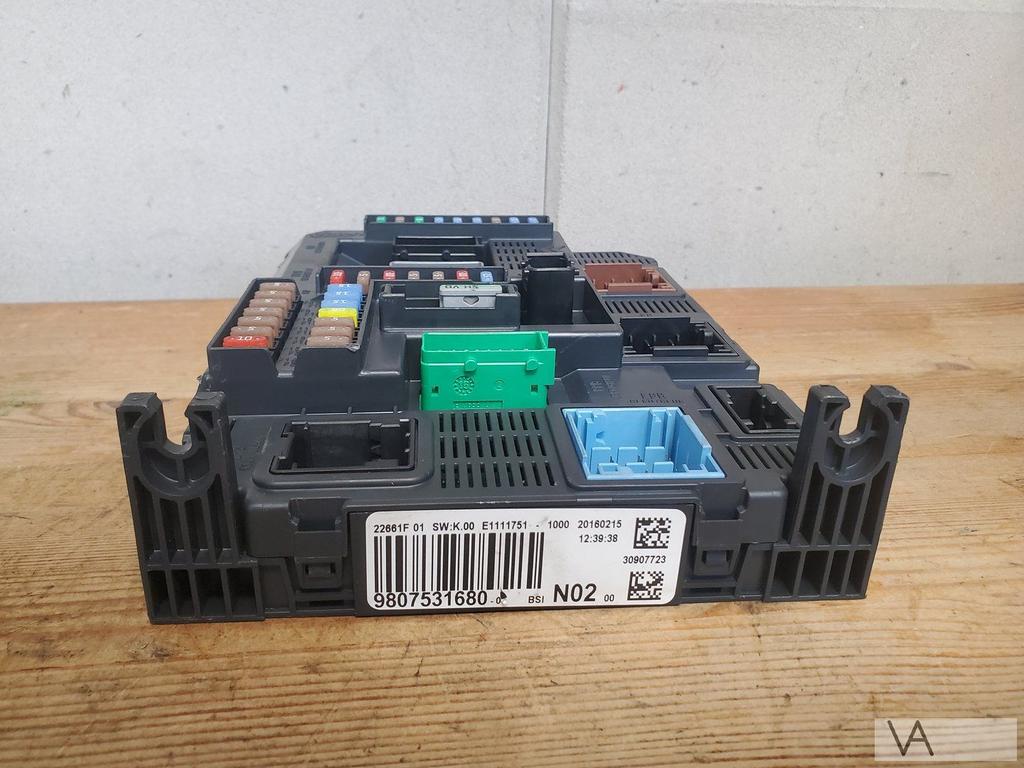 Peugeot 208 2008 Citroen C4 cactus zekeringkast 9807531680, Gebruikt, -, -, Ophalen of Verzenden