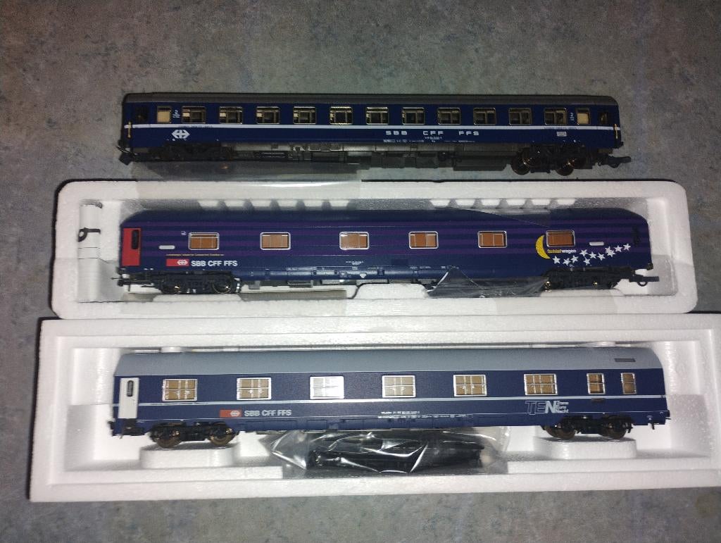 3 Slapwagens Roco Rivarossi SBB CFF v H0 1/87 303 mm, Gelijkstroom of Wisselstroom, Wagon, Ophalen of Verzenden, Zo goed als nieuw