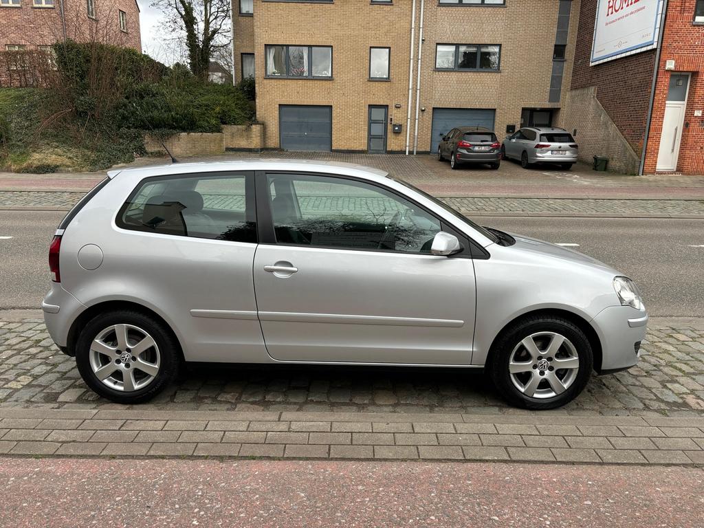 Vw Polo 1.4 Benzine 1Ste Eig ( 48.000 km ) Airco, Auto's, Volkswagen, Handgeschakeld, Particulier, Euro 4, Zilver of Grijs