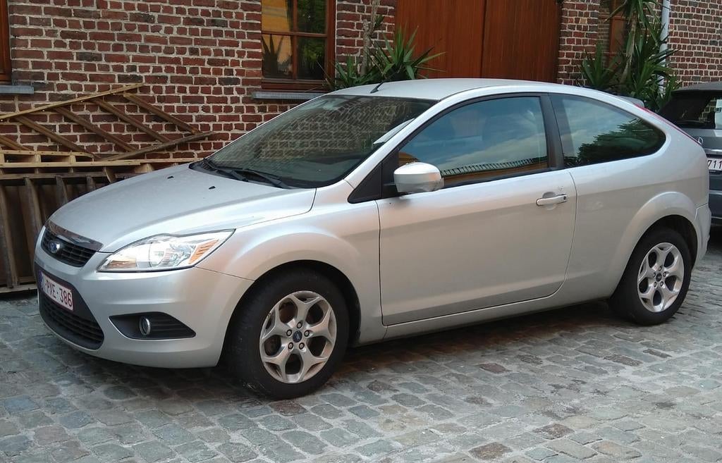 Ford Focus benzine Euro4 LEZ OK, Autos, Focus, Argent ou Gris, Achat, 547 g/km