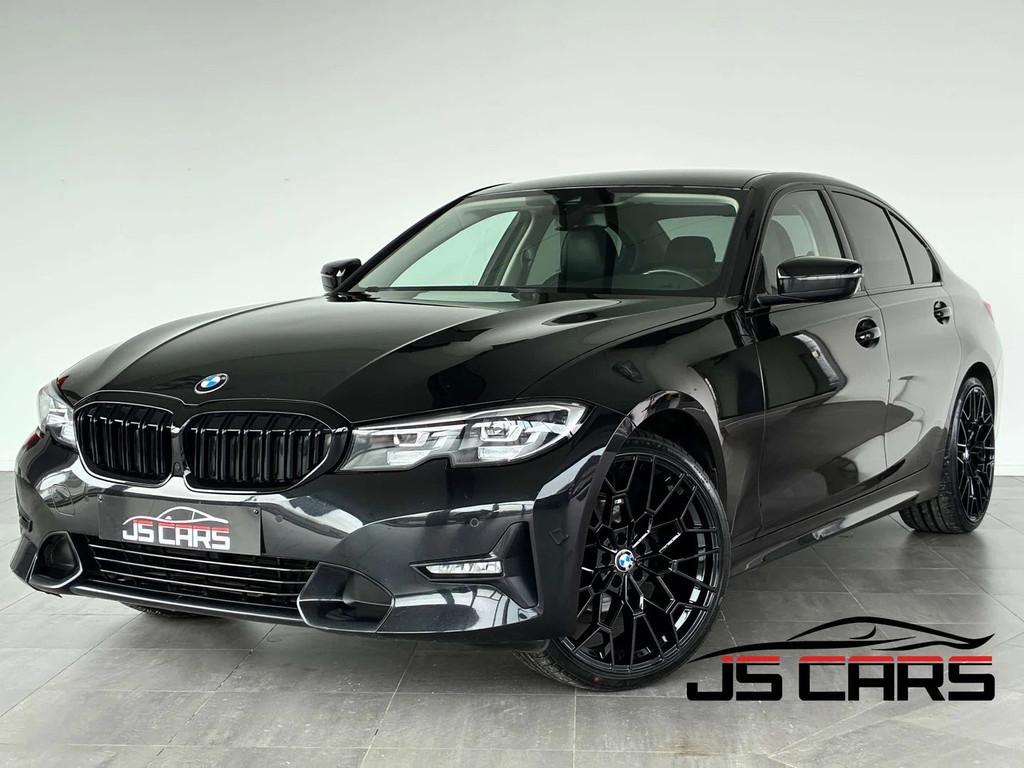 BMW 3 Serie 316 dA SPORT-GPS-CARPLAY-SHADOWLINE-JANTES20-PDC, Auto's, 4 deurs, 122 pk, 4 cilinders, Zwart