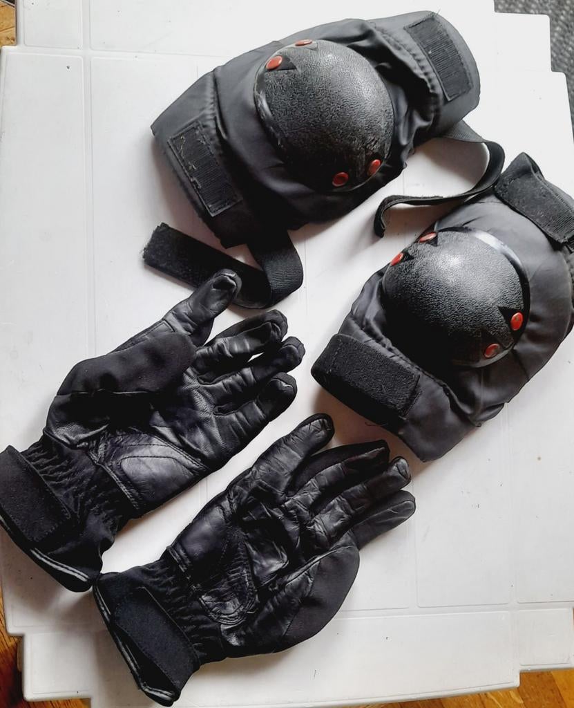 Kniebeschermers en handschoenen (Reviti L), Sport en Fitness