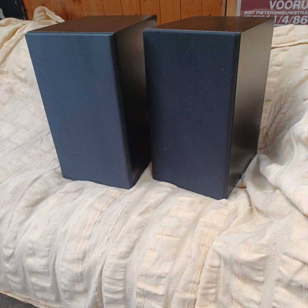 GRUNDIG BOX 4700, Autres marques, Enlèvement ou Envoi, 60 à 120 watts, Utilisé