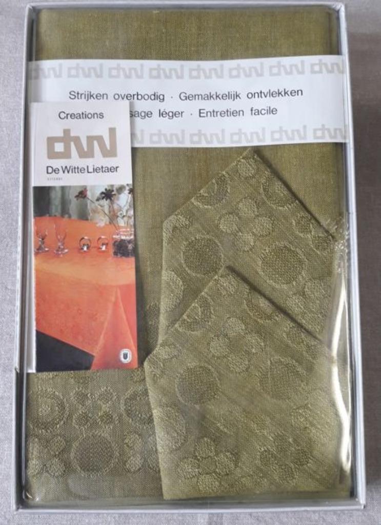 tafelkleed, Enlèvement