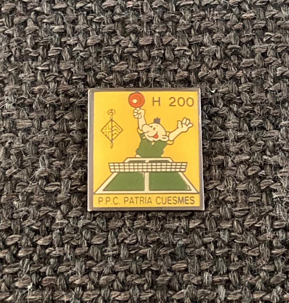 PIN - PING PONG CLUB PATRIA CUESMES, Collections, Envoi, Utilisé, Sport, Insigne ou Pin's