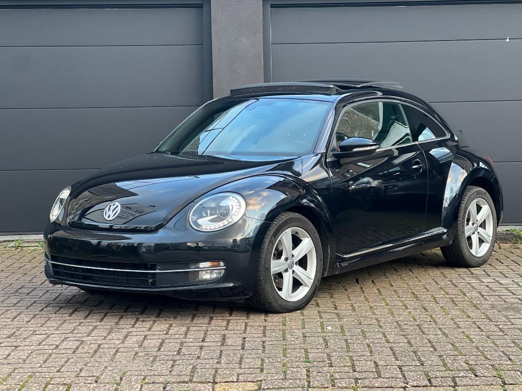 volkswagen beetle 2012 160 pk, Auto's, Voorwielaandrijving, 4 cilinders, Zwart, Leder