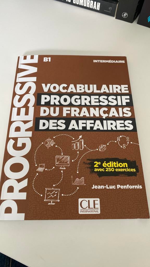 Vocabulaire progressif du français des affaires, Ophalen of Verzenden, Zo goed als nieuw