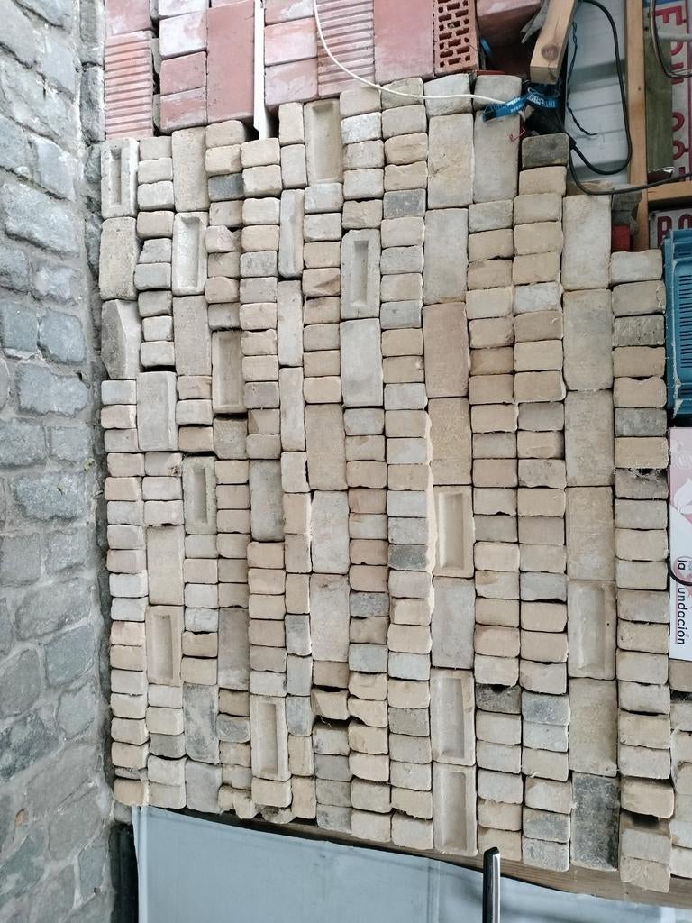 Crétins de Bruges (jaune), Enlèvement, Neuf