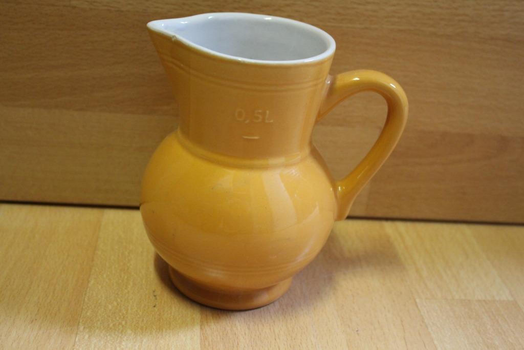 Pichet Emile Henry 50cl, Maison & Meubles, Cuisine | Vaisselle, Uni, Enlèvement ou Envoi, Céramique, Utilisé