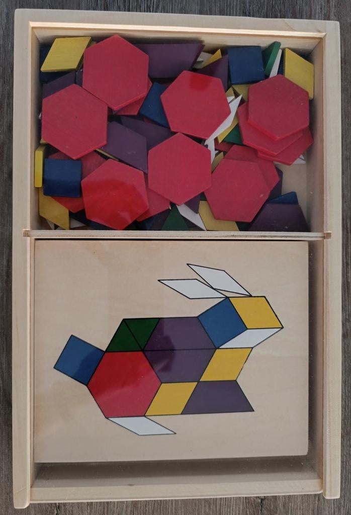 Tangram/102 stuks en 4 dubbelzijdige borden, Ophalen of Verzenden