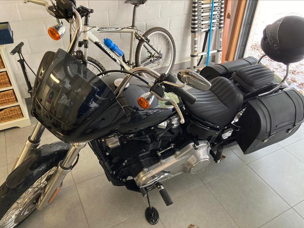 Harley Softail Standart 1921 zwart