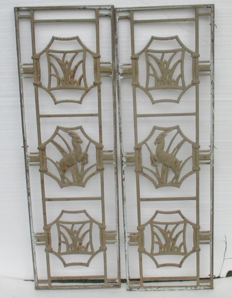 deux décorations de gril art déco avec des antilopes, Antiquités & Art, Enlèvement