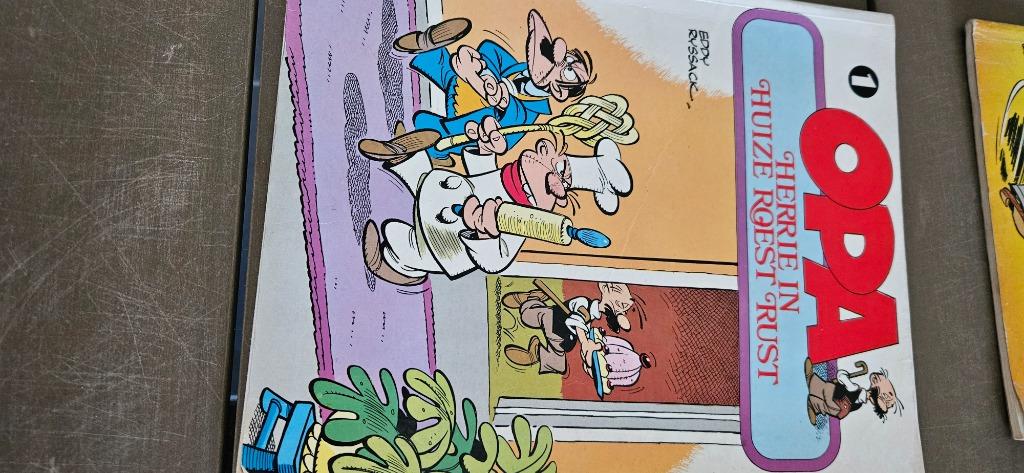 Strip opa in huize roest rust, Eén stripboek, Ophalen, Gelezen