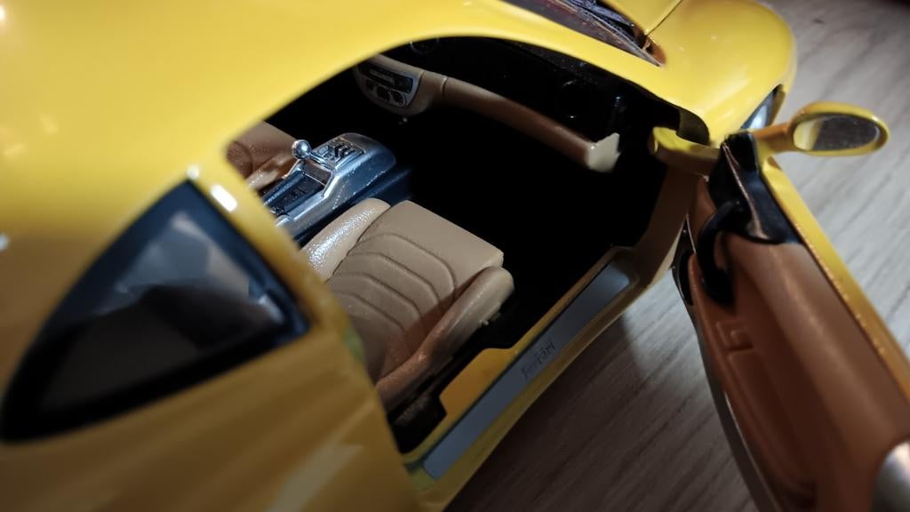 Ferrari  /18, Enlèvement ou Envoi