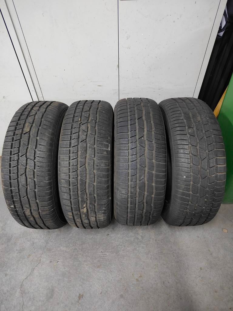 Continental winterband 215 60 16, Auto-onderdelen, Banden en Velgen, Ophalen, Winterbanden, Band(en)
