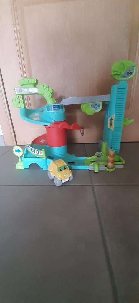 Garage Clementoni, 18m+, Ophalen