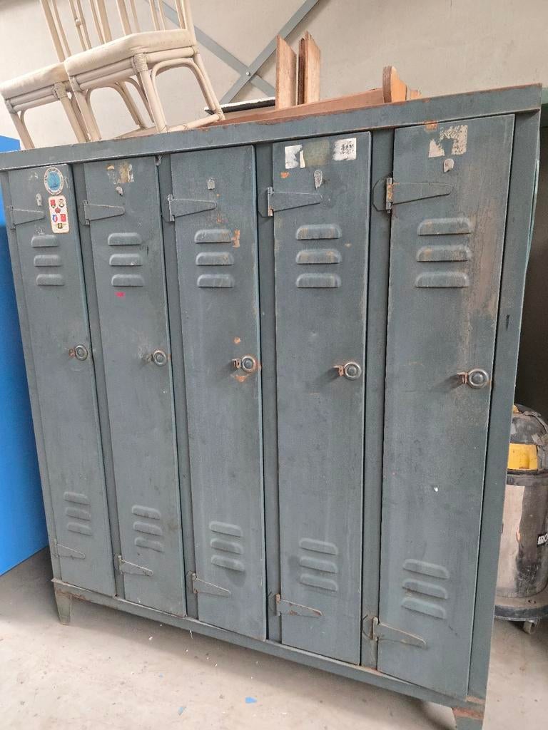 Armoire à casiers vintage, armoire de rangement, armoire de, Maison & Meubles, Armoires | Casiers, Enlèvement, Comme neuf