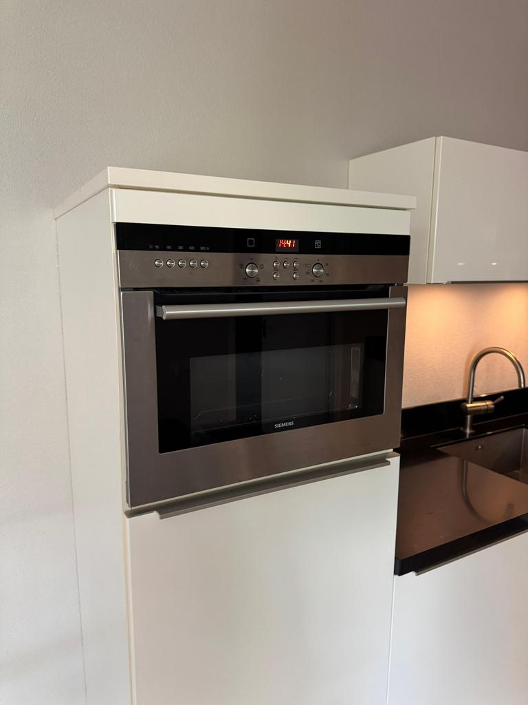 Cuisine d'angle moderne et complète + équipement démonté, Enlèvement ou Envoi, Composite, Brillant ou Laqué, Blanc