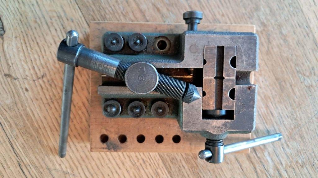 Outil STAHLWILLE ancien pour évasement / formage de tubes, Ophalen