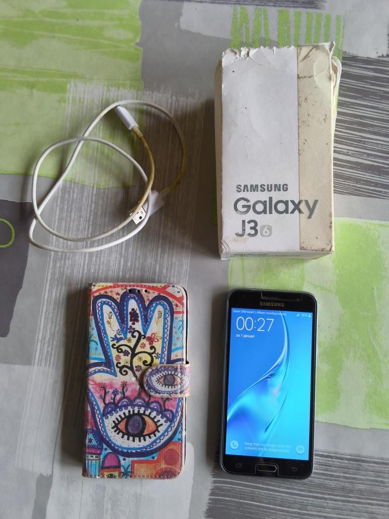 GSM Samsung Galaxy J3 + hoesje en kabel, Ophalen
