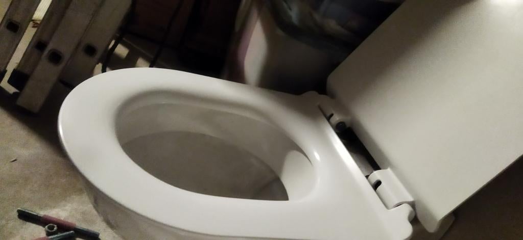 WC suspendu avec planche softclose, Enlèvement