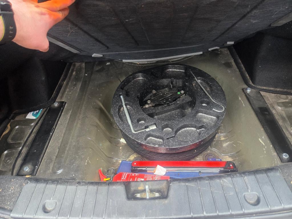 Chevrolet aveo lt, Autos, Chevrolet, Achat, Boîte manuelle, Noir, 5 places