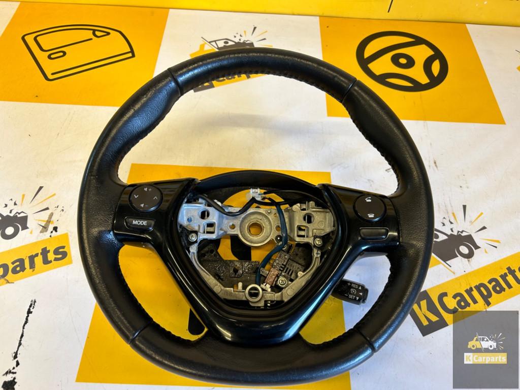 Toyota Aygo II Citroen C1 II Peugeot 108 volant cuir cuir, Autos : Pièces & Accessoires, Info@fabrikant.eu, Fabrikant BV, Fabrikantstraat 1
1000 AA  Amsterdam, NL