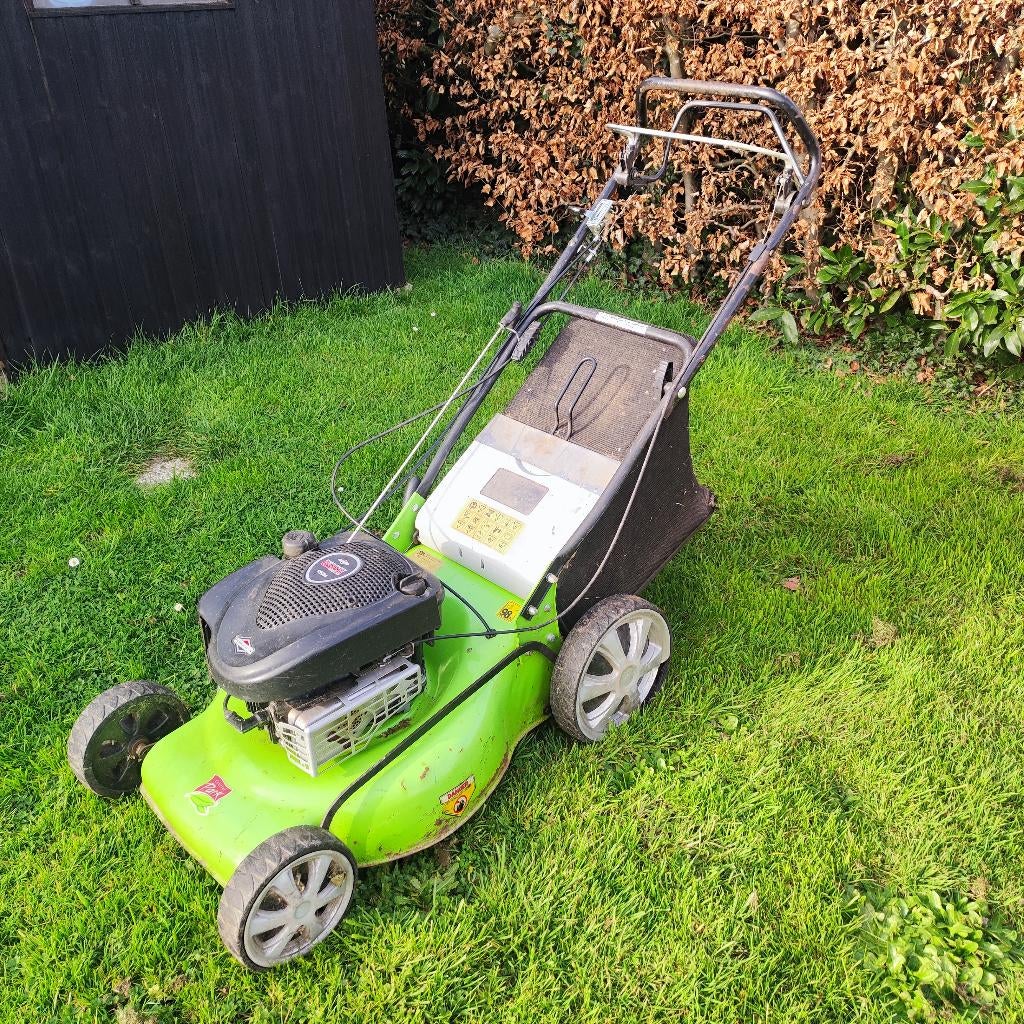 Tondeuse auto tractee, Jardin & Terrasse, Tondeuses à gazon, Utilisé, Tondeuses à gazon à essence, Tondeuse rotative, Sac de ramassage